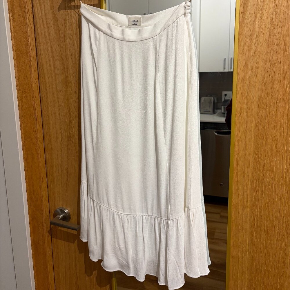 Aritzia Wilfred Chariot Skirt